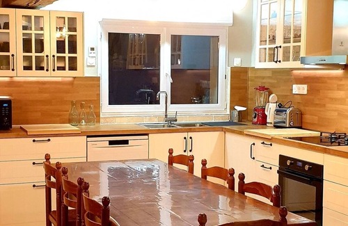 Monthurel House | Gîte Leomie 4* - Maison en pierre au pied des vignes - Monthurel