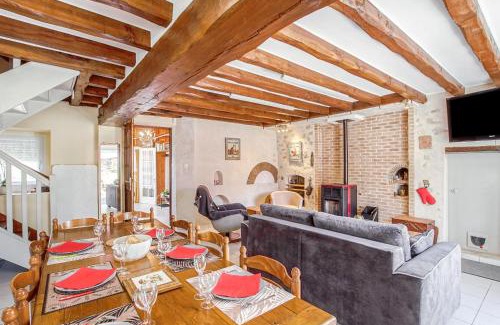 Monthurel House | Gîte Leomie - Maison en pierre au pied des vignes - Monthurel