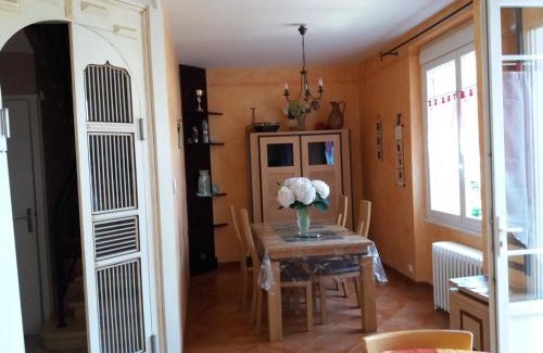 Lacaune House | Gîte "les hortensias" au coeur de Lacaune