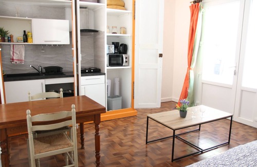 Laroque Apartment | Gîte les iris à la porte des Cévennes near montpellier