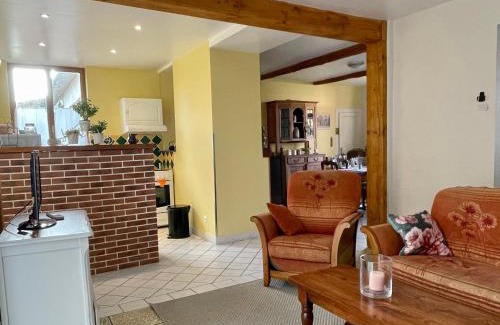 Vacqueriette-Erquieres House | Gîte Margot