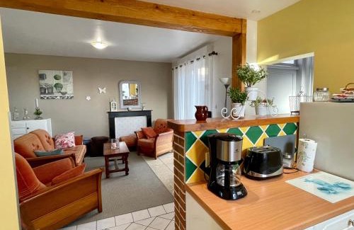 Vacqueriette-Erquieres House | Gîte Margot