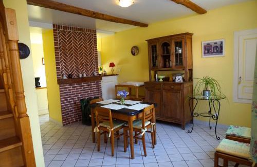 Vacqueriette-Erquieres House | Gîte Margot