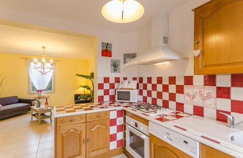Mathaux House | Gîte Mathaux, 4 pièces, 8 personnes - FR-1-543-150