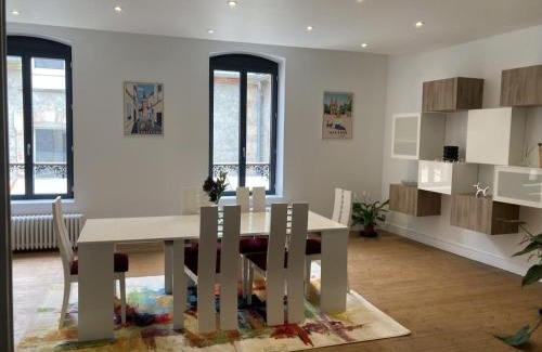 Moulins Apartment | Gîte moderne au cœur de Moulins, 4 pers, tout compris - FR-1-489-570