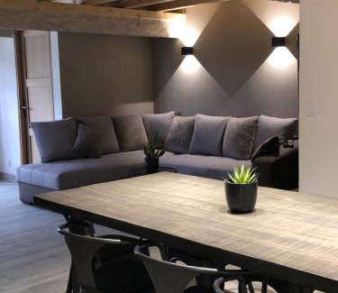 Berberust-Lias House | Gîte moderne au calme - Tout confort - Jolie vue
