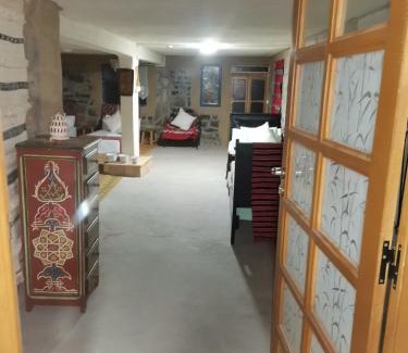 Tizi N'Isly House | Gîte Mourik