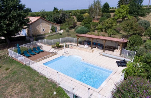 Bergerac House | Gîte Paisible à la Campagne au Cœur des Vignobles du Bergeracois