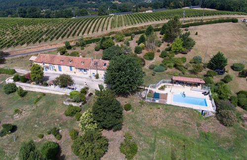 Bergerac House | Gîte Paisible à la Campagne au Cœur des Vignobles du Bergeracois
