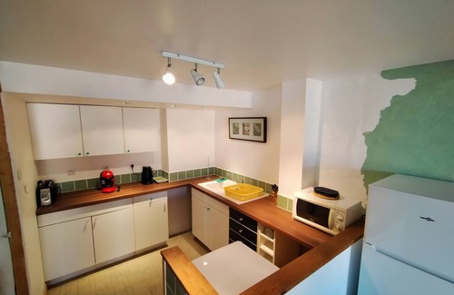 Bellon Cottage | Gîte "pascalle" Classé 3 Pour 6 Personnes Avec Piscines