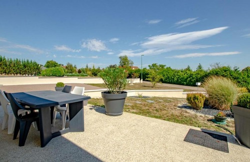 Plessis-Barbuise House | Gîte Plessis-Barbuise, 3 pièces, 4 personnes - FR-1-543-205