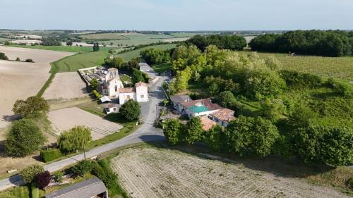 Floirac Villa | Gîte pour 15 au calme à Floirac
