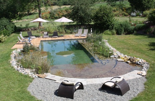 Frontenac Cottage | Gîte Quercy, authentic charm, great comfort, mature garden, natural swimming pool