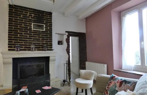 Beaumont-les-Autels House | Gîte Rénové avec Jardin Clos et Terrasse - Idéal Familles/Amis, Eure-et-Loir, Proche Nogent le Rotrou - FR-1-581-104