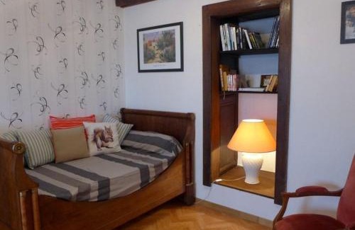 Chaumont-la-Ville House | Gîte rénové avec charme, garage et vélos à disposition - FR-1-611-36
