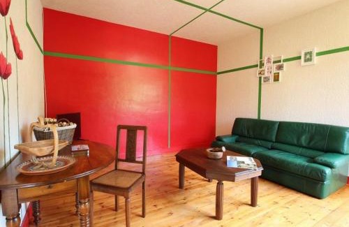 Retournac House | Gîte rénové avec terrasse près de Retournac - FR-1-582-248