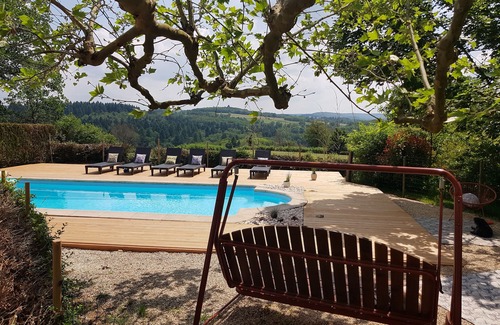 Chastellux-sur-Cure Villa | Gîte "Rendez vous Morvan" 15 pers Heated swimming pool 15/05 to 15/09 Tennis court