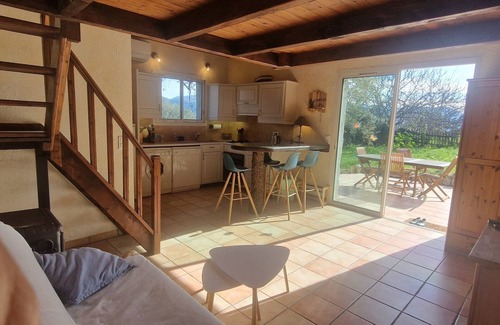 Berre-des-Alpes House | Gîte Rural les Lys