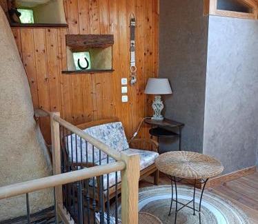 Sainte-Croix-en-Jarez Apartment | Gîte Sainte Croix en Jarez, Le Val des Equins