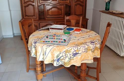Nargis House | Gîte spacieux à 1h de Paris avec jardin et parking, proche Montargis et activités variées - FR-1-590-366