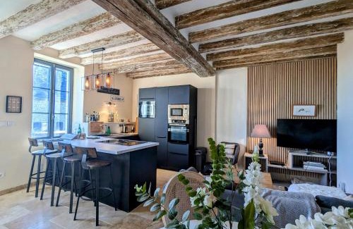 Saint-Cyran-du-Jambot House | Gîtes charmants en Berry avec piscine et spa - FR-1-591-729