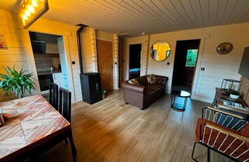 Houyet Ski Chalet | Gîtes Douillets : Chalet sur Pilotis