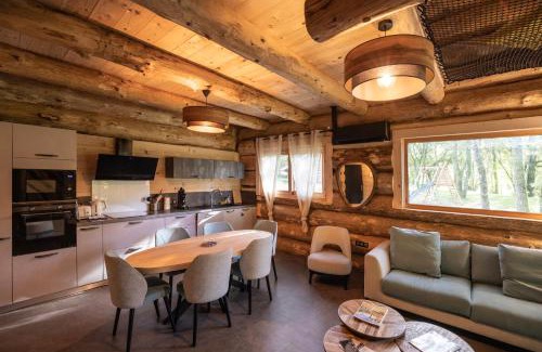 Faux-la-Montagne Ski Chalet | Gîtes en rondins de Vassivière - Les Fustes de Plazanet