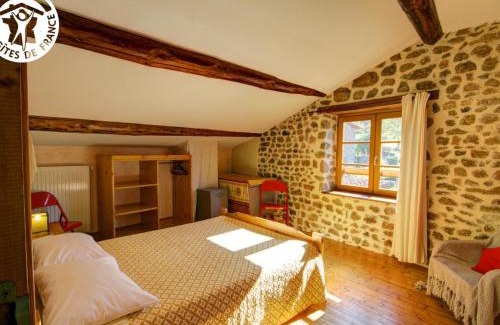 Saint-Didier-sur-Rochefort House | Gîtes de charme en pierre, animaux acceptés, jusqu'à 12 pers - FR-1-496-360