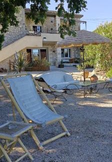 Salavas House | Gîtes Le Mas du Vieux Chêne