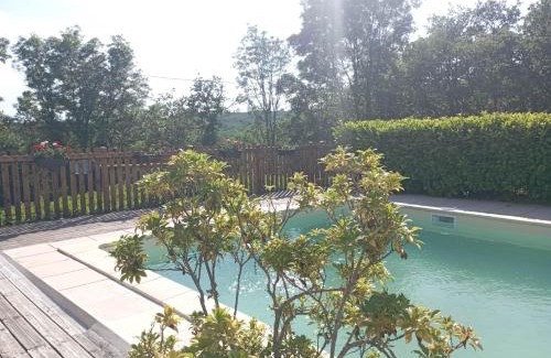 Salviac House | Gîtes NATURISTES Périgord Rocamadour Sarlat naturiste de mi mai à septembre