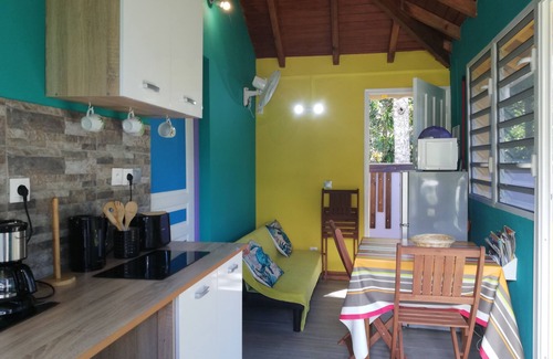 Deshaies House | GÏTE SPACIEUX 2 pers.- LOC. VEHICLE-POOL-SPA-SEASIDE-BEACH EQUIPMENT