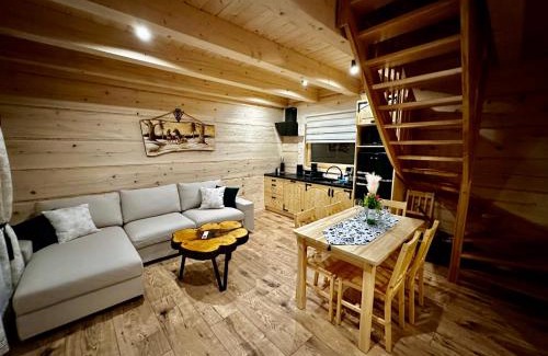 Bialka Tatrzanska Ski Chalet | Góralska Osada Tatra House z jacuzzi