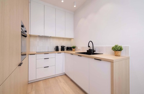 Katowice Apartment | Góreckiego 17 | Katowice | Modern Apartment | Parking&AC | Close to Spodek