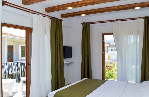 Gokceada Bed & Breakfast | Gökçeada Deep Breath