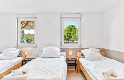 Nuertingen House | GÜNSTIGES Haus für Monteure in Nürtingen Parkplatz, WiFi, Smart TV, Waschmaschine