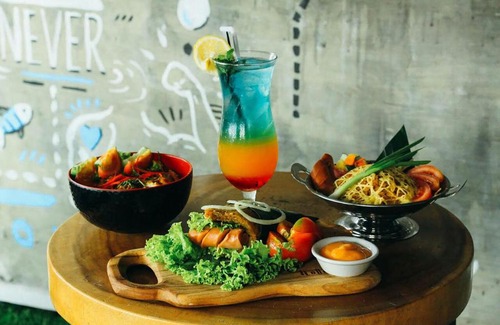 Gubeng Hotel | G Suites Hotel by AMITHYA