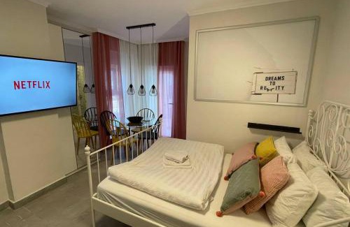 Jerusalem Apartment | Gabriel Apartments - JAFFA Street 214 Suits + Balcony