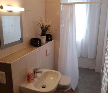 Thale Apartment | Gaestewohnung Fontanering