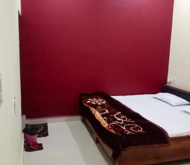 Datia House | Gajanan guest house or gajanan hotel