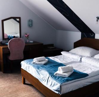Pobiedziska Hotel | GAJOVA Restauracja & Nocleg