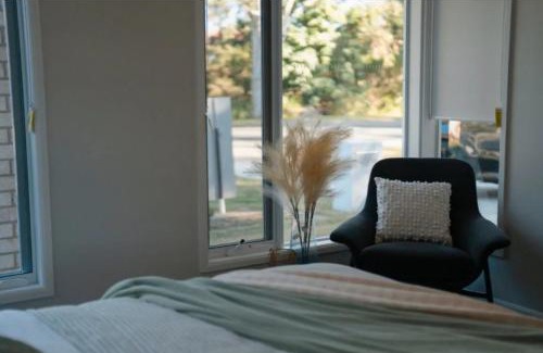 Ormiston Apartment | Gallery 5B Family NEW Villa