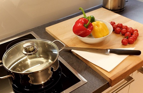 City Centre Regensburg Apartment | Gallery apartment (55sqm) with kitchen and WLAN