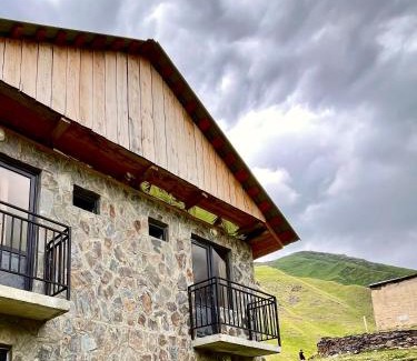 Ushguli House | Gamarjoba Guest and Art House