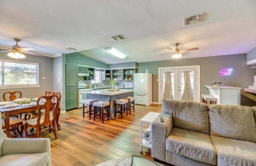 Bay Area House | Game Room and Grill Family Home in Corpus Christi!