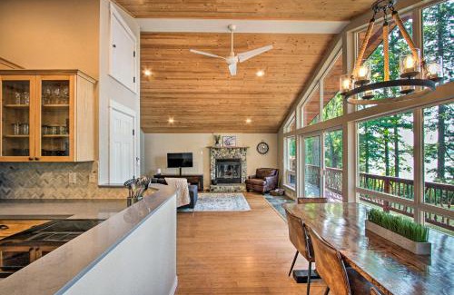 Anderson Island House | Game Room and Private Beach Anderson Island Gem