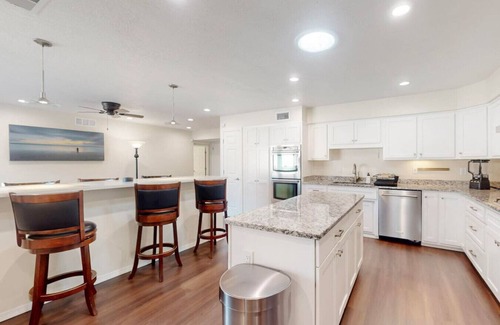 Northeast Heights House | Game Room &Movie Room | 4bd 2Ba