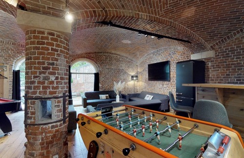 Talmas Cottage | Games room in a stable 6 people 15min Amiens