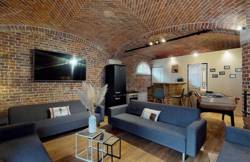 Talmas Cottage | Games room in a stable 6 people 15min Amiens