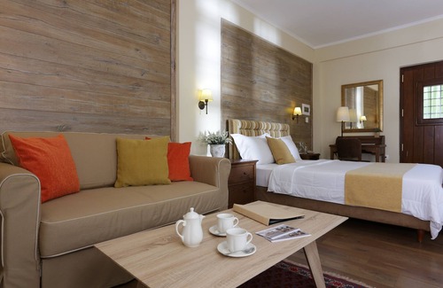 Aristi Hotel | Gamila Rocks Mountain Hotel