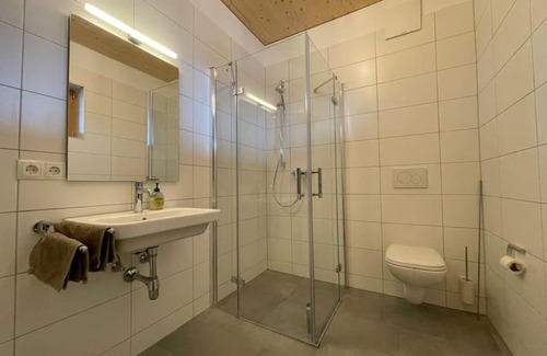 Langen bei Bregenz Apartment | Gamsfels Petronella Galeriewohnung